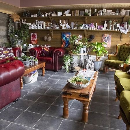 Private And Peaceful One Bedroom Apartments 博尔加内斯 外观 照片
