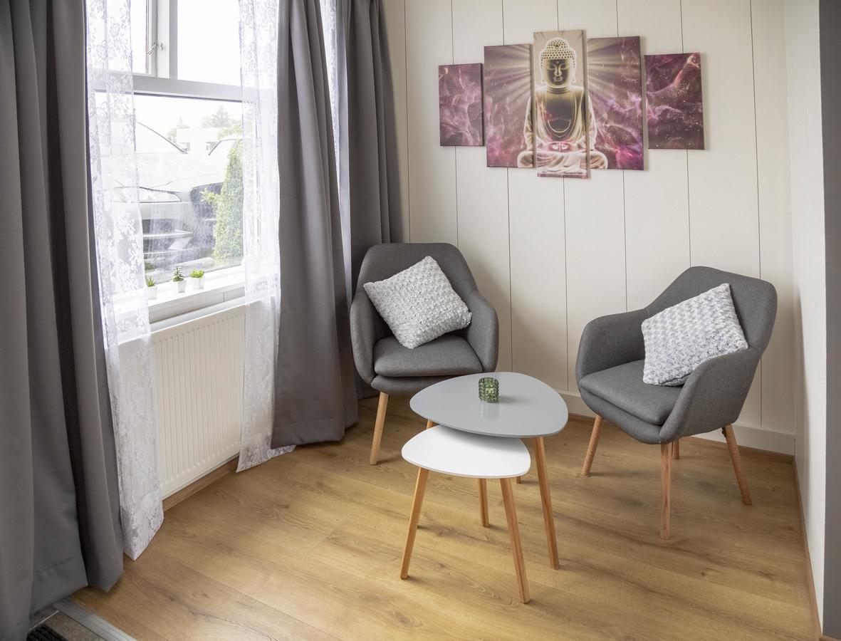 Private And Peaceful One Bedroom Apartments 博尔加内斯 外观 照片