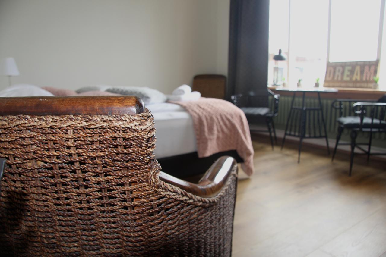 Private And Peaceful One Bedroom Apartments 博尔加内斯 外观 照片